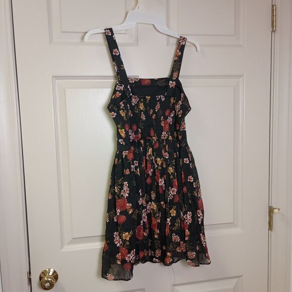 Xhilaration Womens Mini Dress Sz Small Black Floral Ruched Adjustable Strap Y2K - Picture 2 of 6
